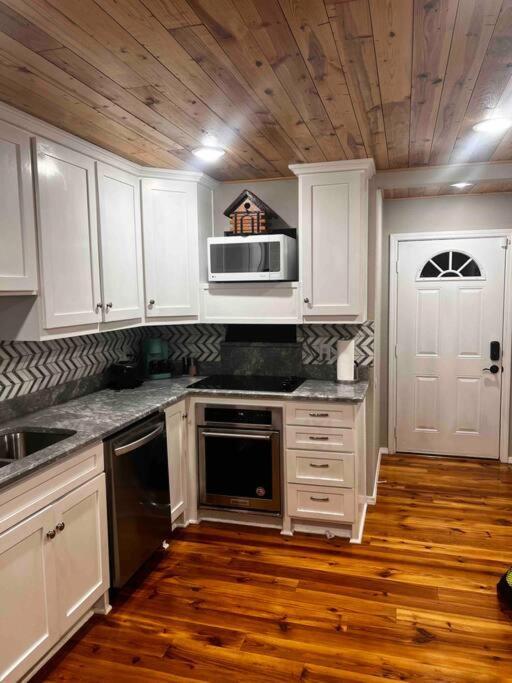 2 Bedroom Luxury Home.. Wooden Floors And Ceilings Dallas Exterior foto
